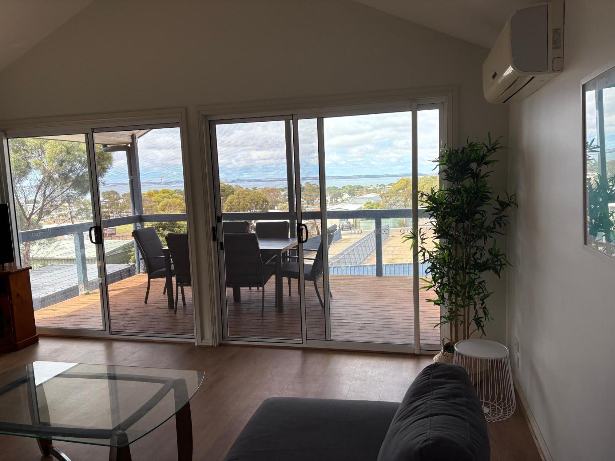 Kangaroo Island Bayview Villas Kingscote Exterior photo