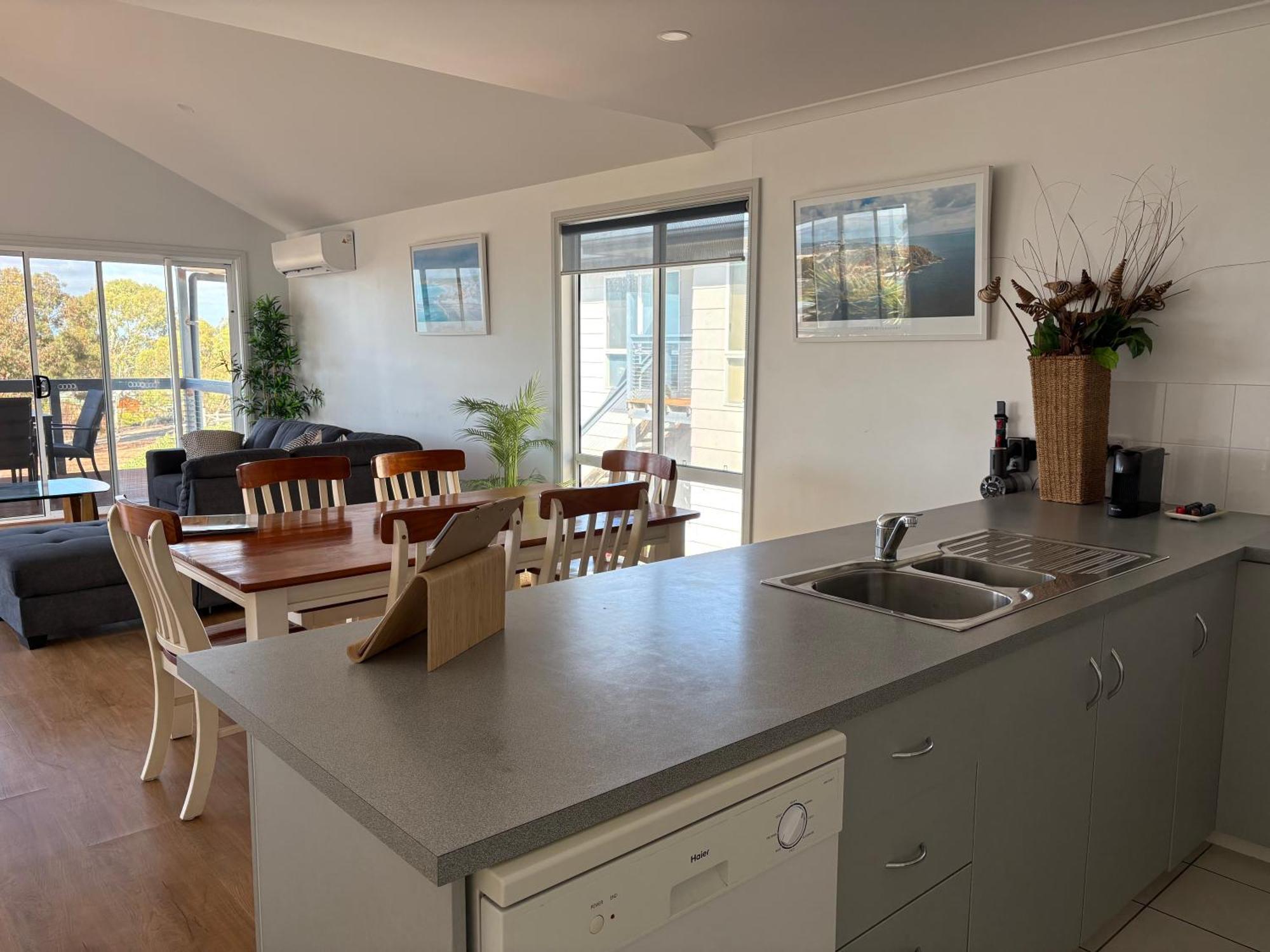 Kangaroo Island Bayview Villas Kingscote Exterior photo