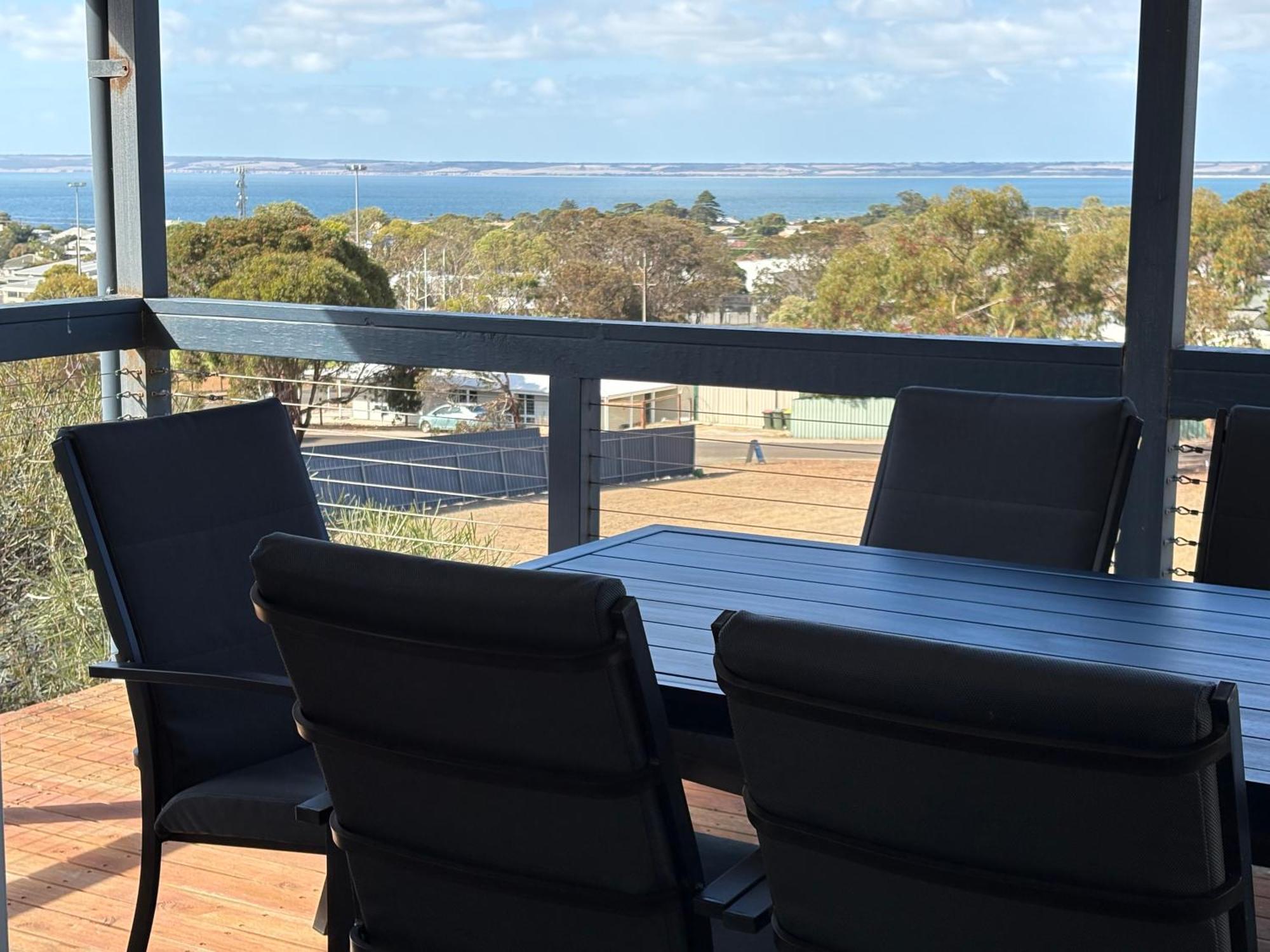 Kangaroo Island Bayview Villas Kingscote Exterior photo